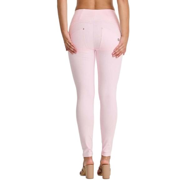 Freddy WR.UP Snug Jeans High Waisted 7/8 Length Baby Pink Butt Shaping Jeans - Picture 2 of 15